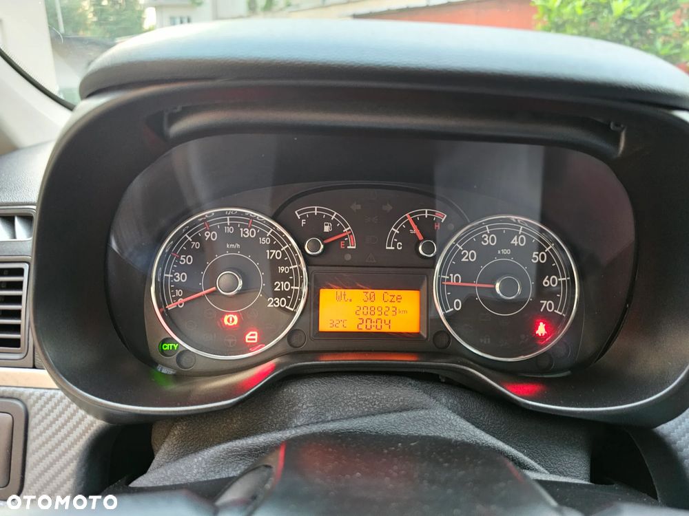 Fiat Punto 1.2 8V - 11