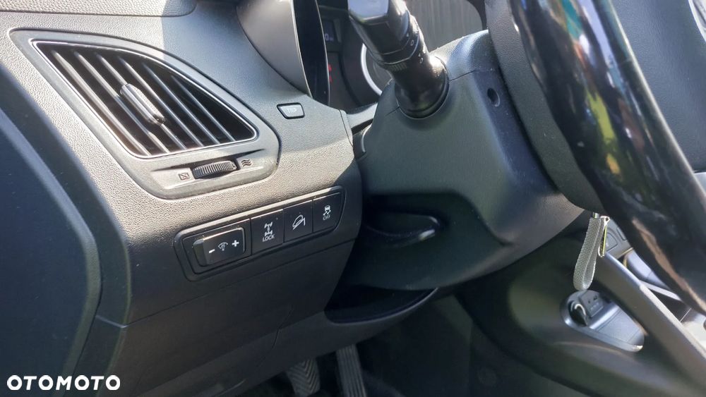 Hyundai ix35 - 23