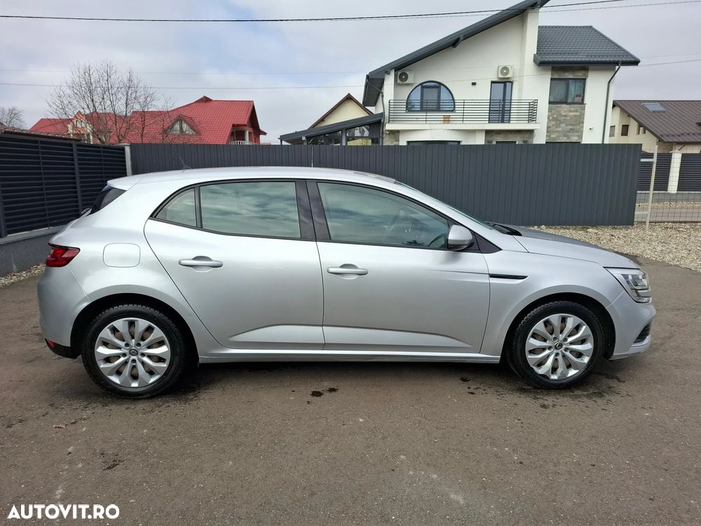 Renault Megane ENERGY dCi Intens - 11