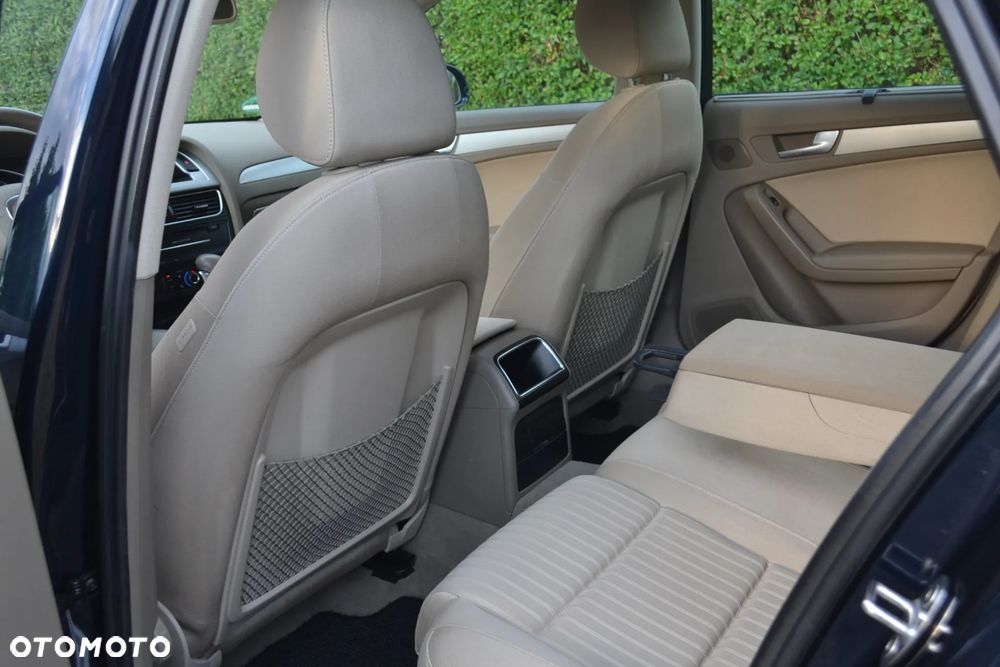Audi A4 Avant - 15