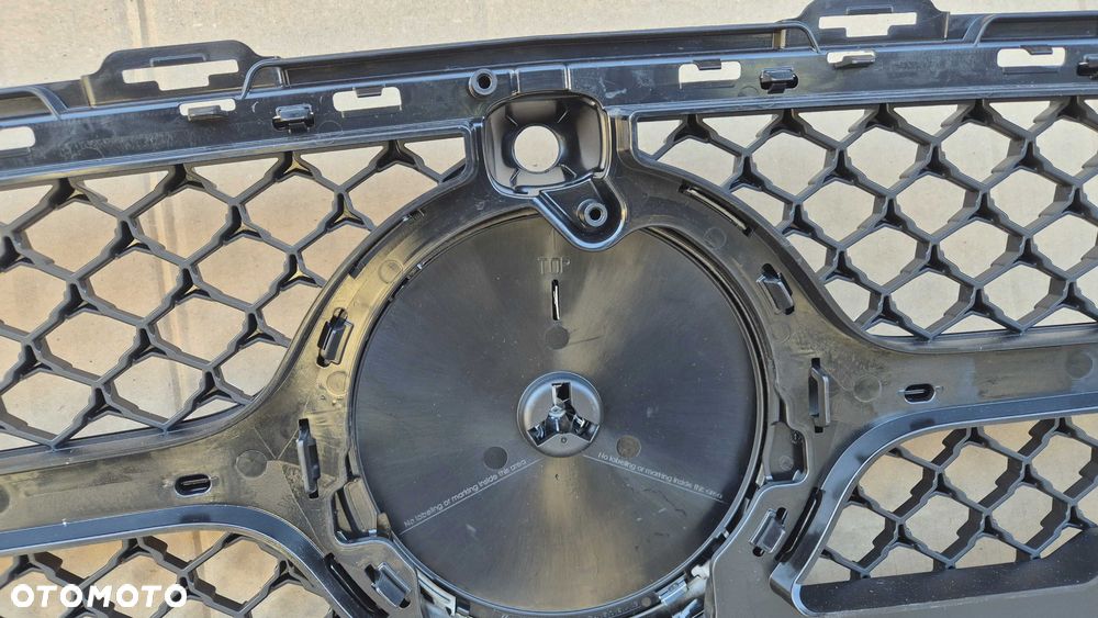 Atrapa chłodnic GRILL Mercedes C Klasa W206 21- AMG LINE KAMERA A206 - 11