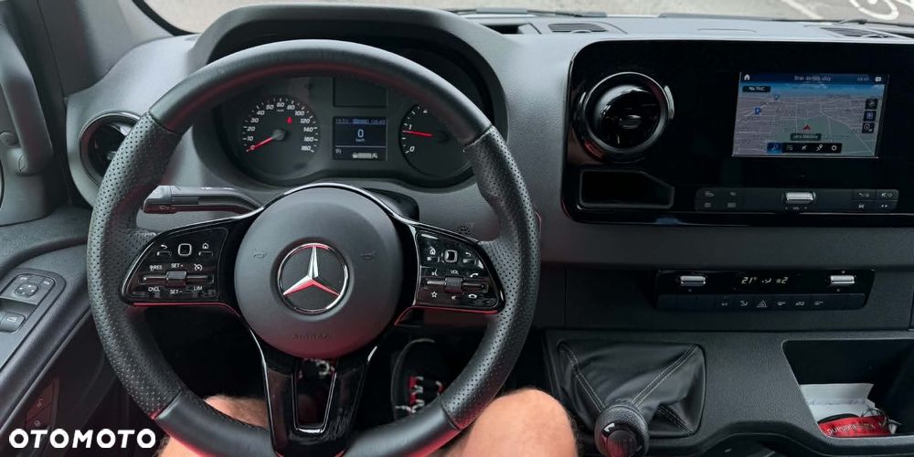 Mercedes-Benz Sprinter - 6