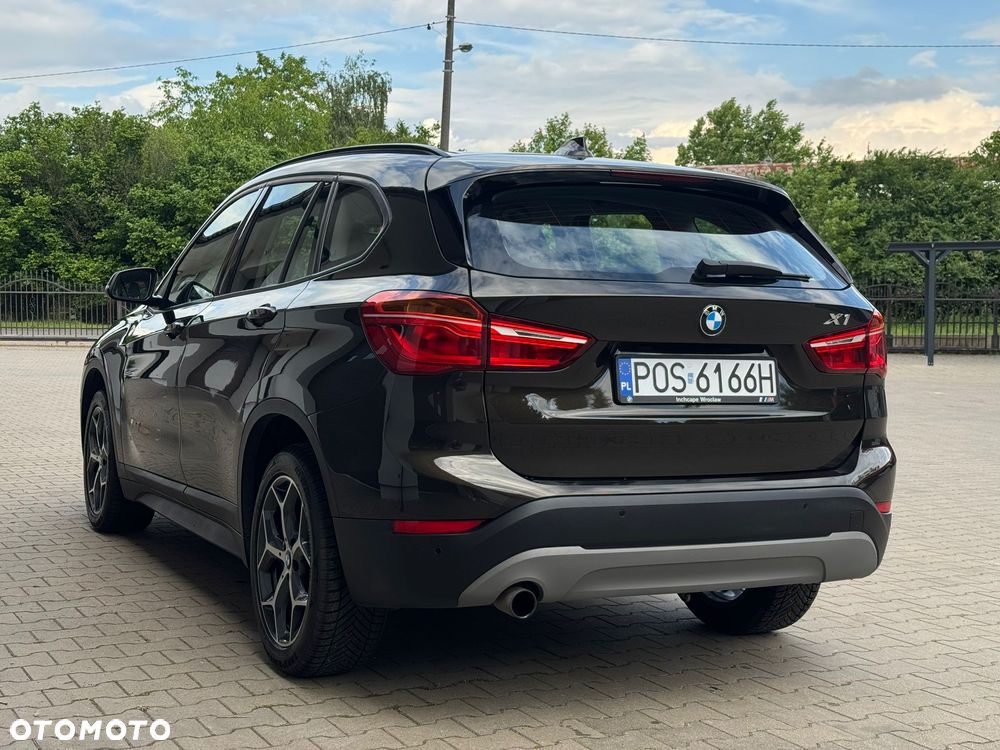 BMW X1 sDrive18i Sport Line - 8