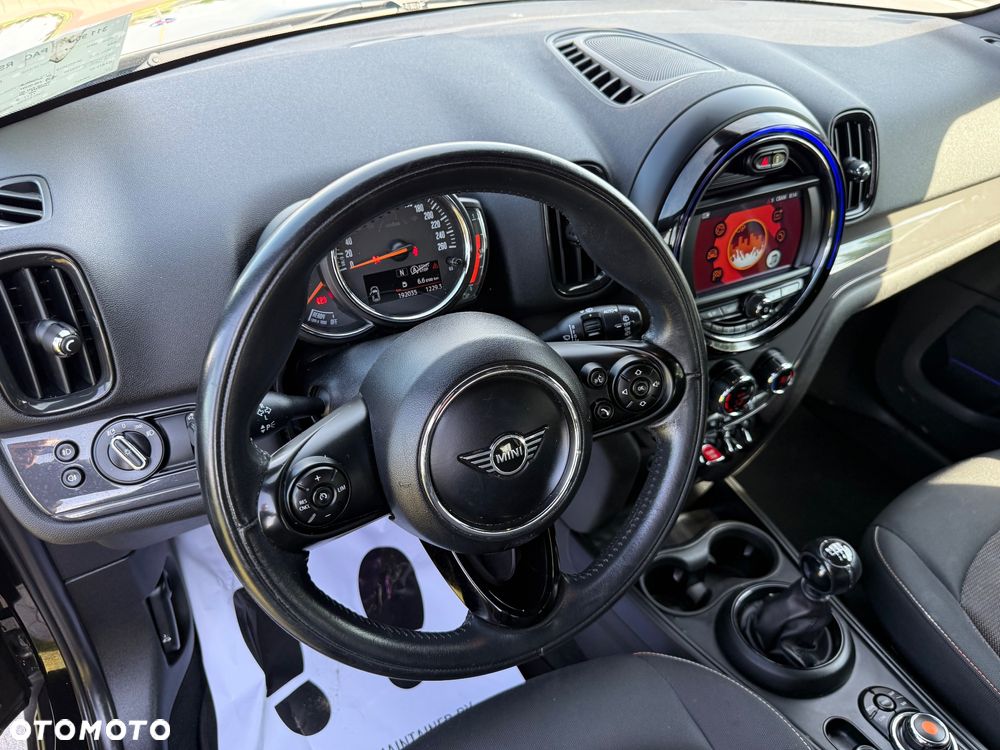 MINI Countryman One Blackyard - 30