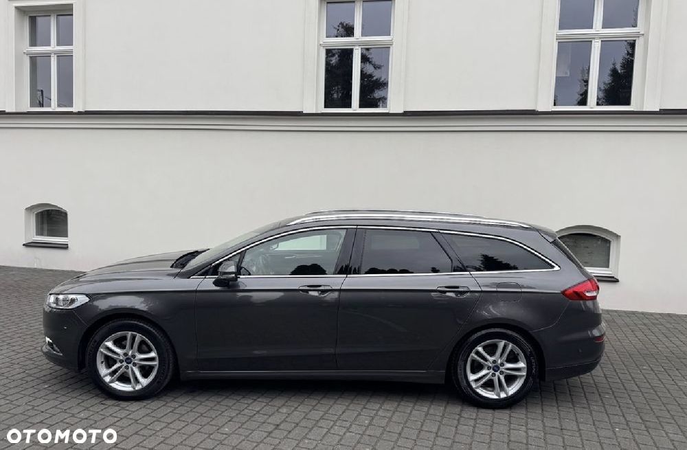 Ford Mondeo 2.0 EcoBlue Titanium - 13