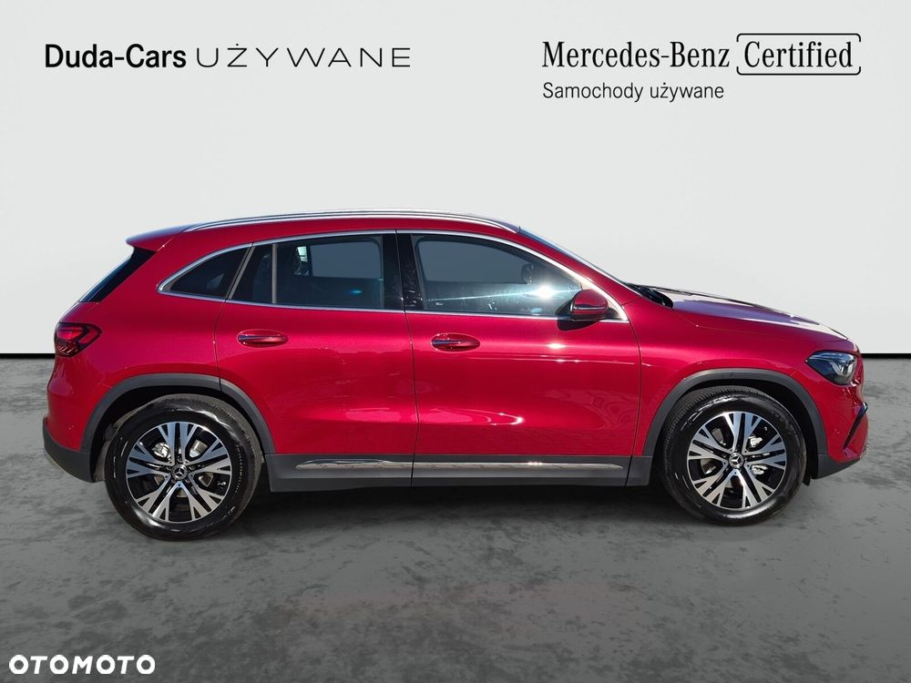 Mercedes-Benz GLA - 7