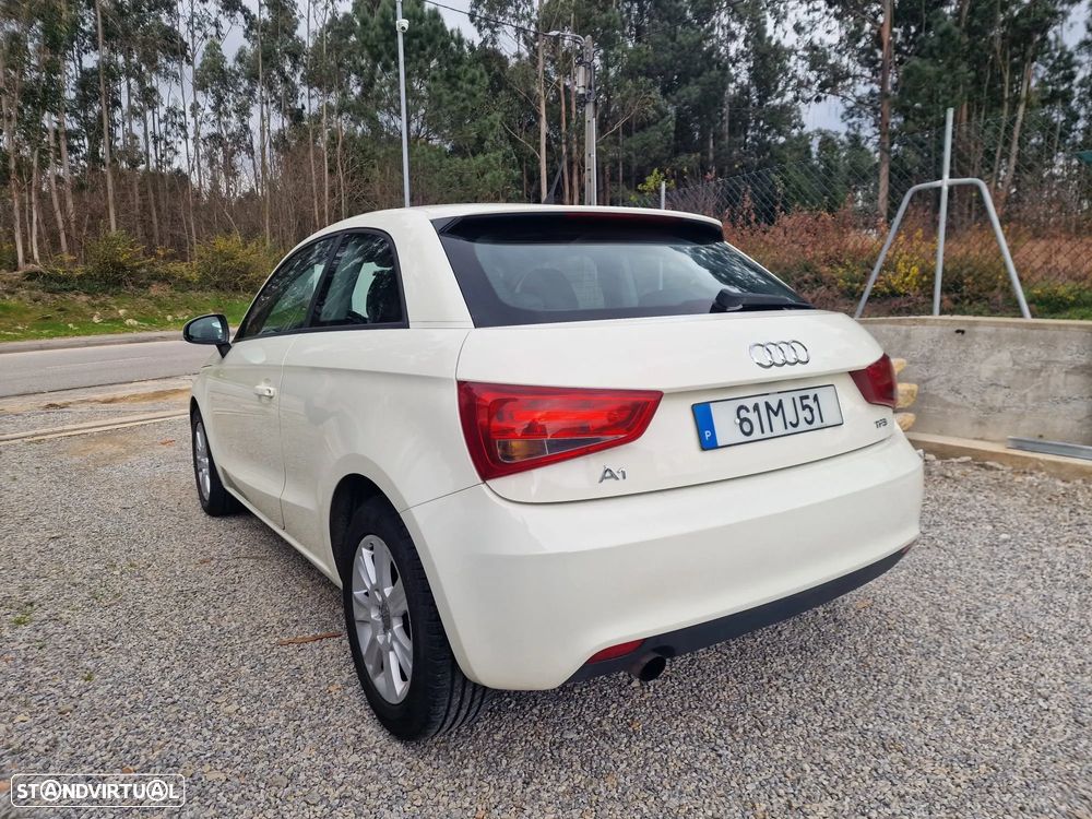 Audi A1 1.2 TFSI Attraction - 4