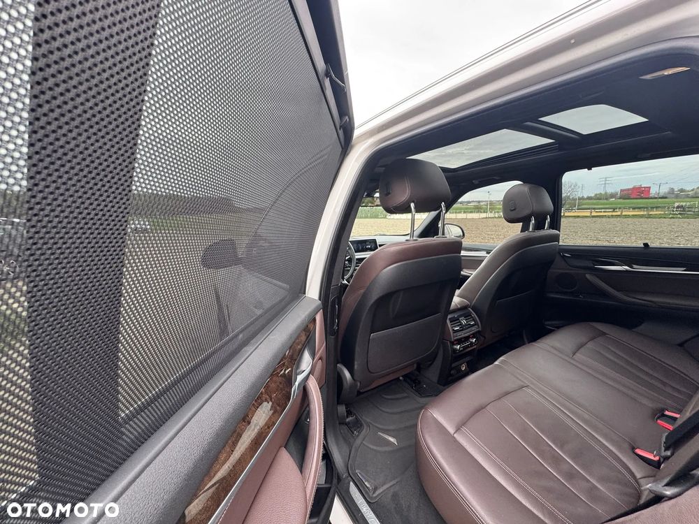 BMW X5 xDrive35i - 15