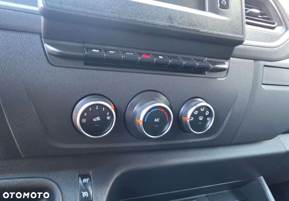 Renault Master - 16