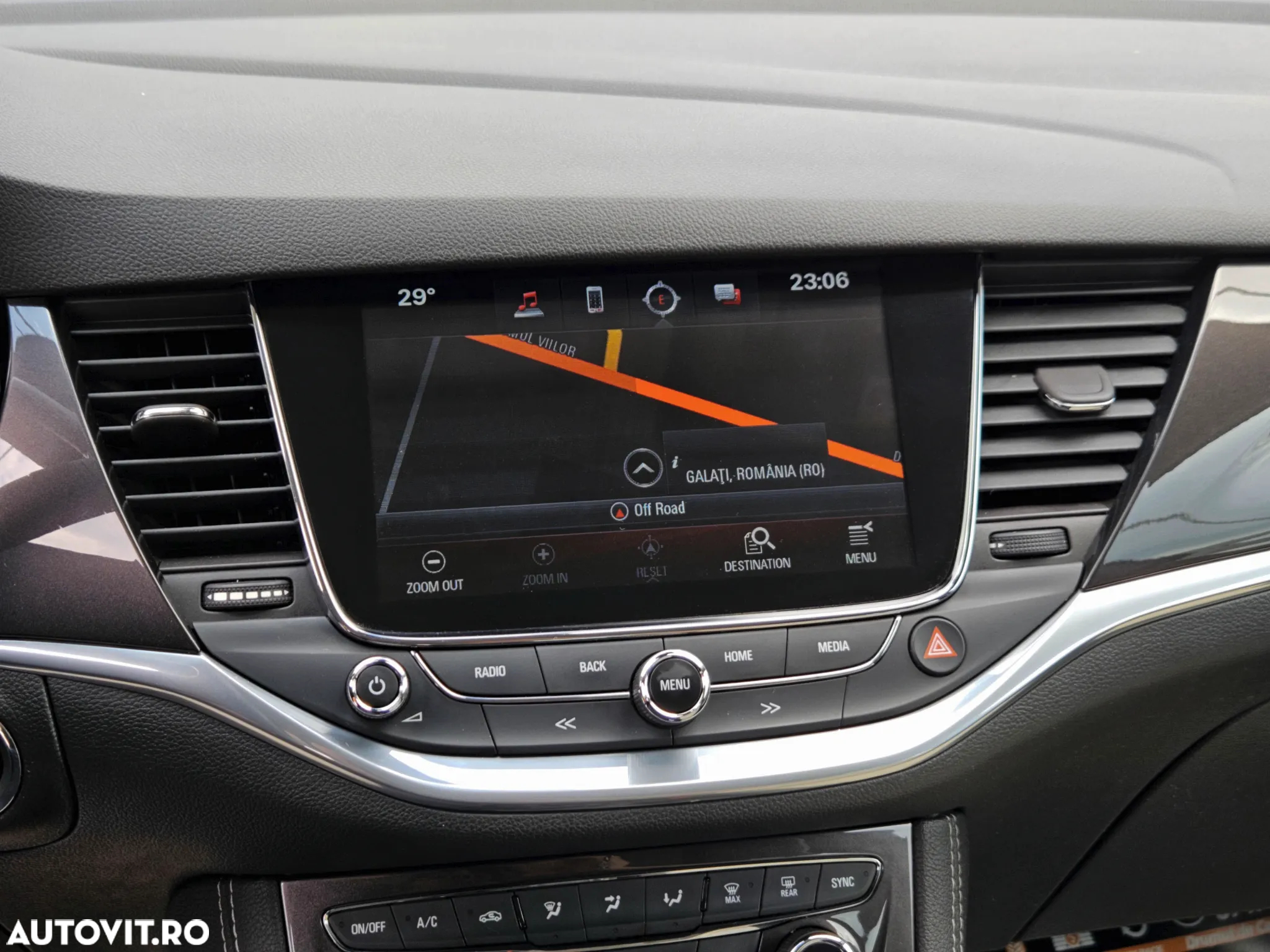 Opel Astra 1.4 Turbo ECOTEC Innovation - 24