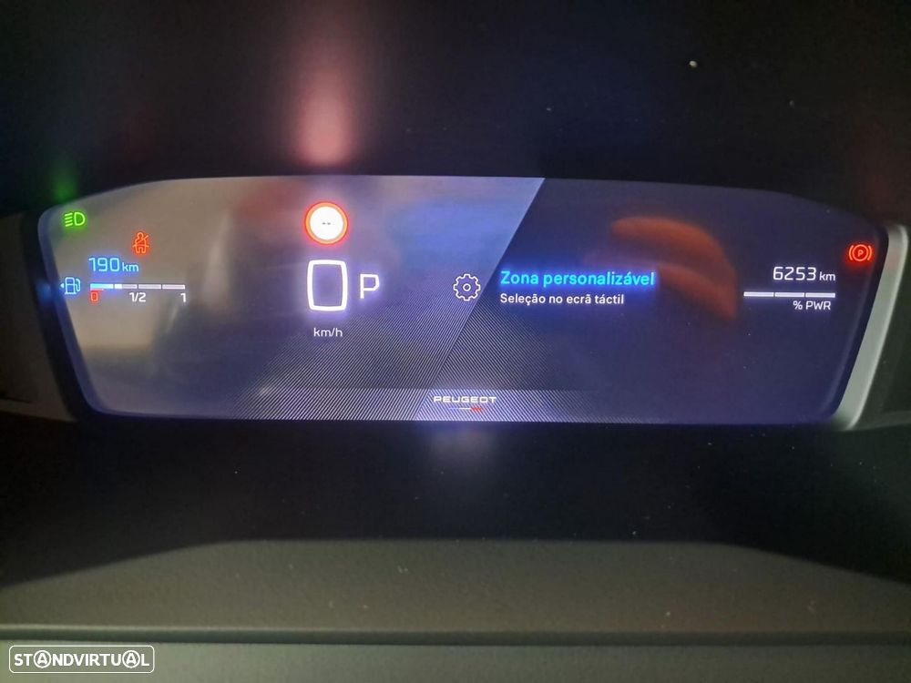 Peugeot 208 1.2 Hybrid Allure e-DCS6 - 18