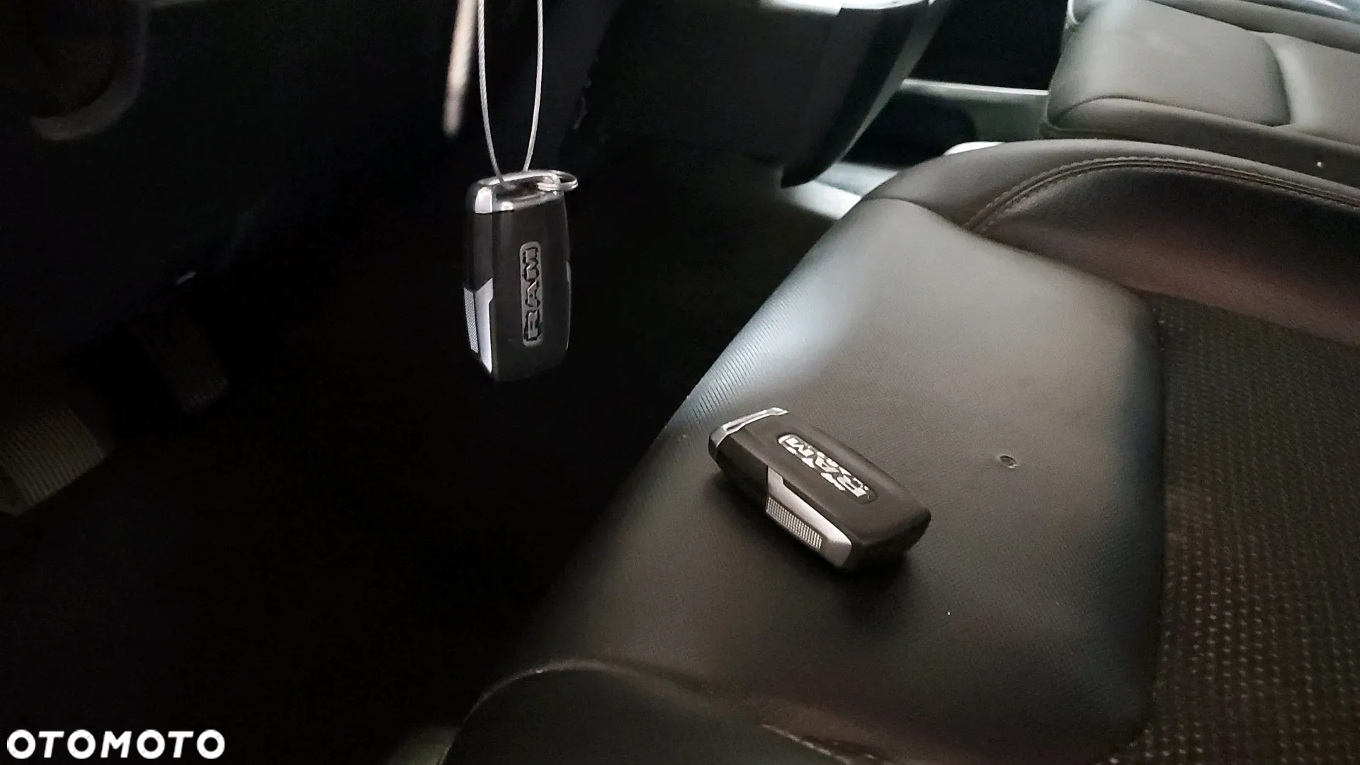RAM 1500 Crew Cab Shortbed Bighorn - 11
