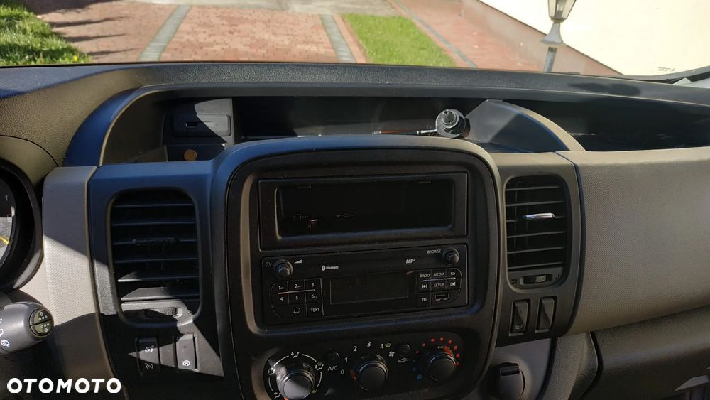 Renault Trafic - 9