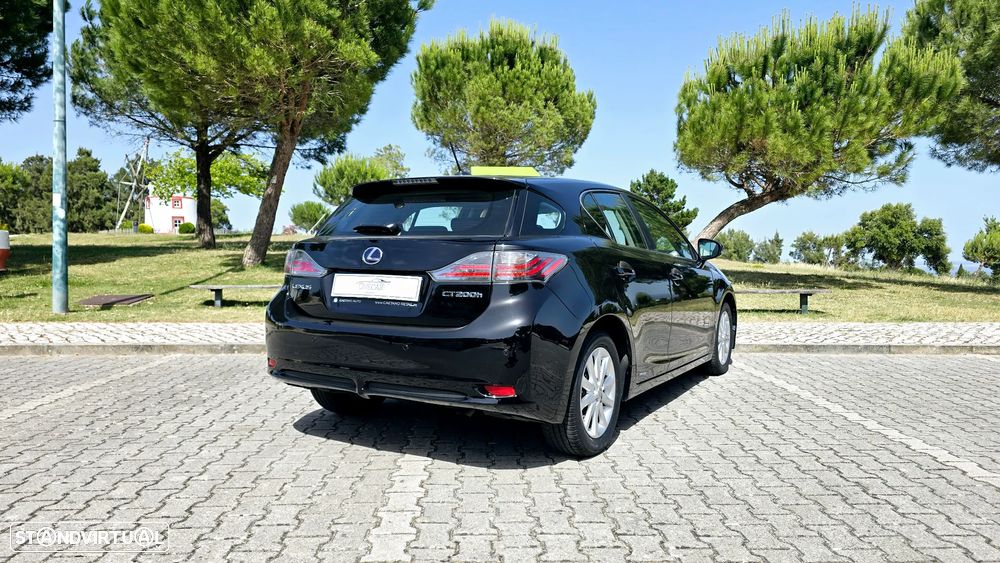 Lexus CT 200h 09 P.Dynamic - 4