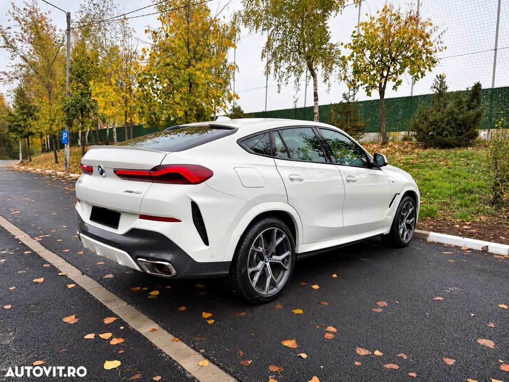BMW X6 xDrive40i AT MHEV - 11