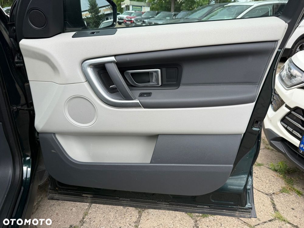 Land Rover Discovery Sport - 13