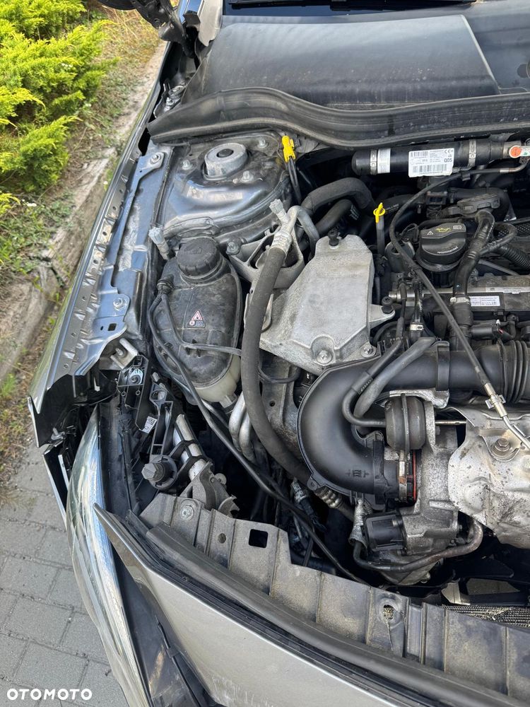 Mercedes-Benz GLA 250 4-Matic AMG Line - 27
