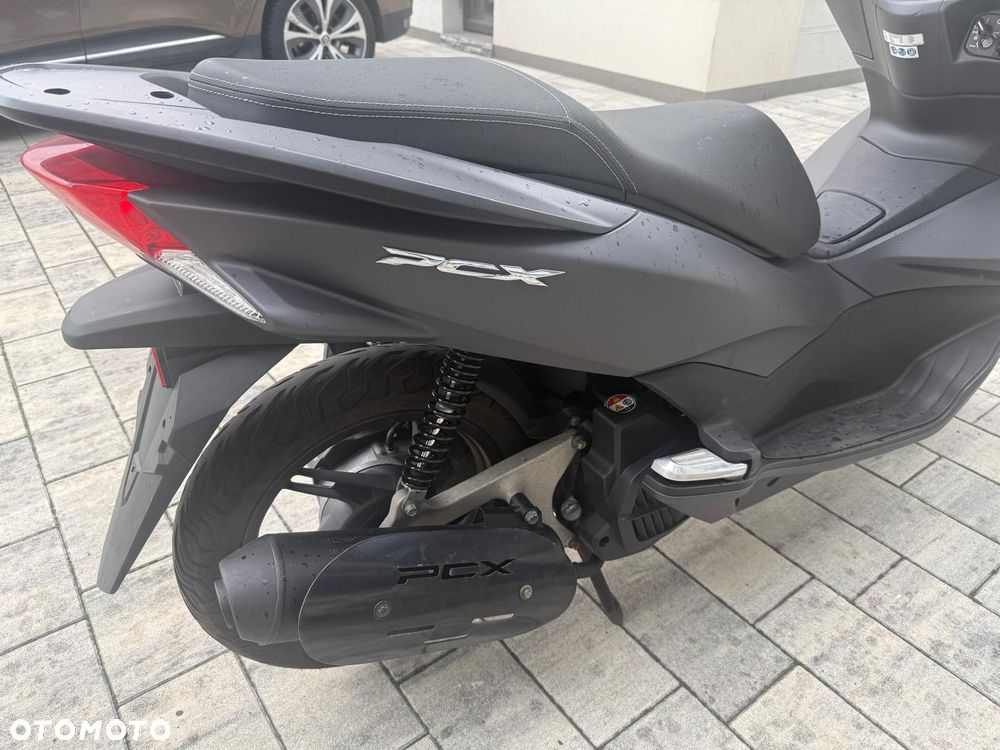 Honda PCX - 12