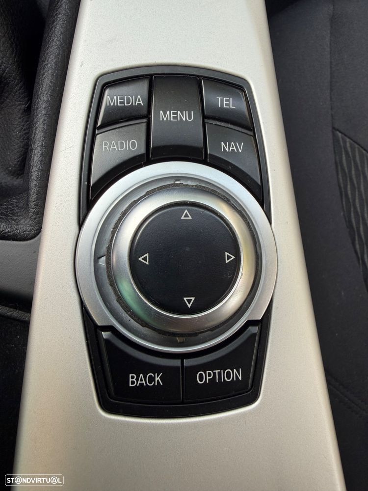 BMW 318 d Line Modern - 21