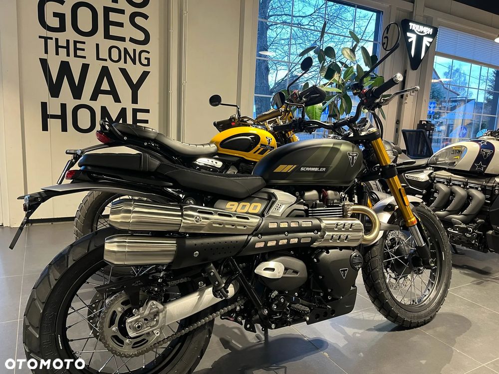 Triumph Bonneville - 1