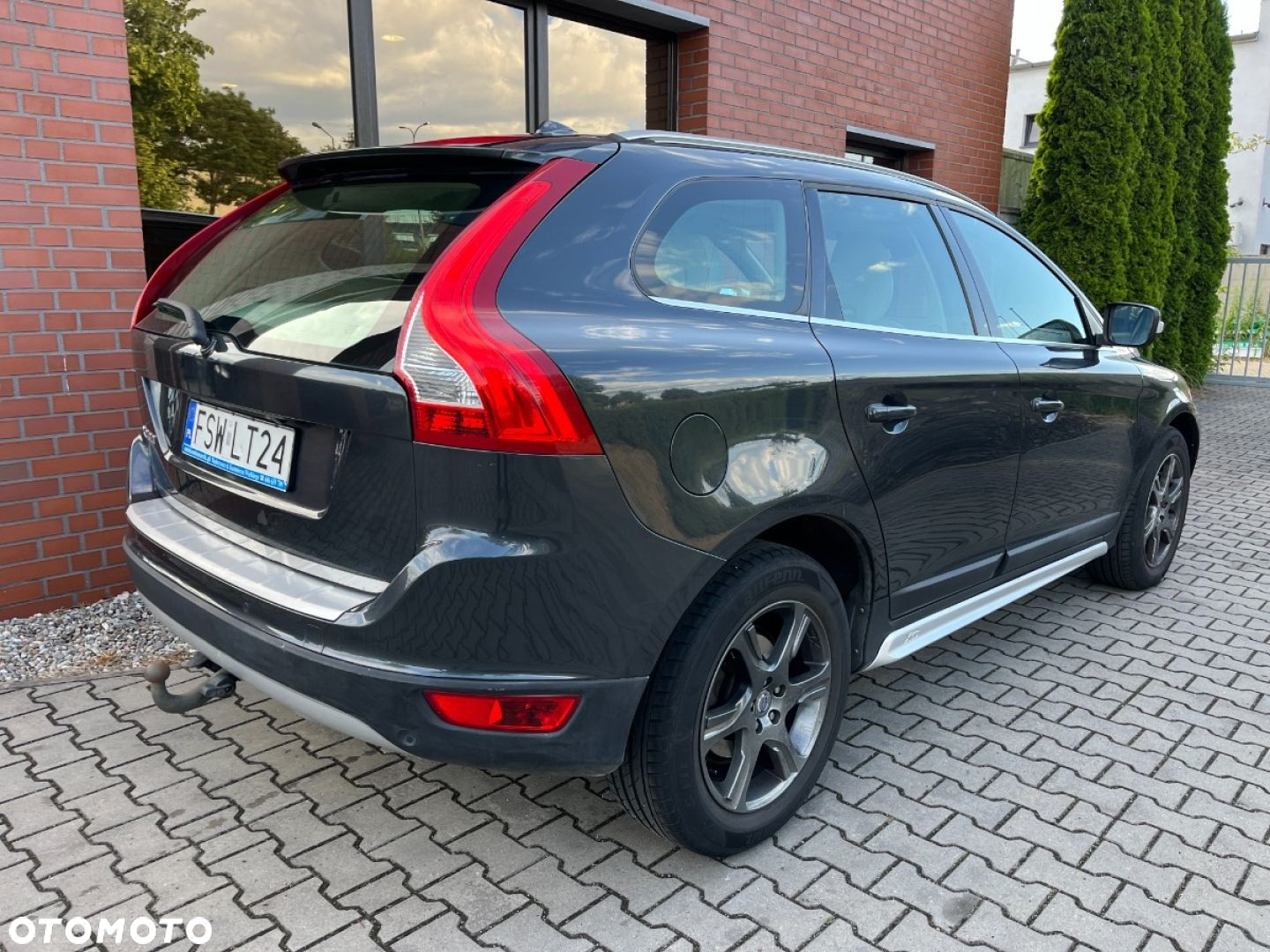 Volvo XC 60 DRIVe Summum - 4