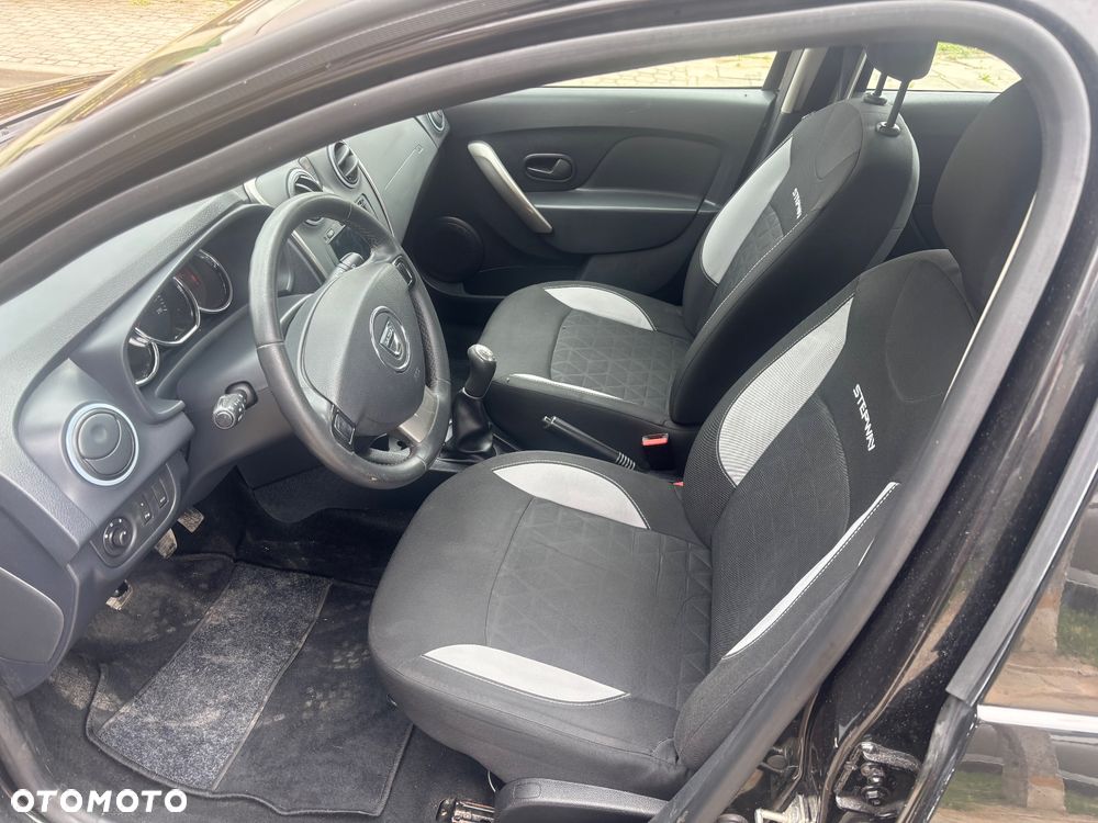 Dacia Sandero Stepway TCe 90 (S&S) Celebration - 8