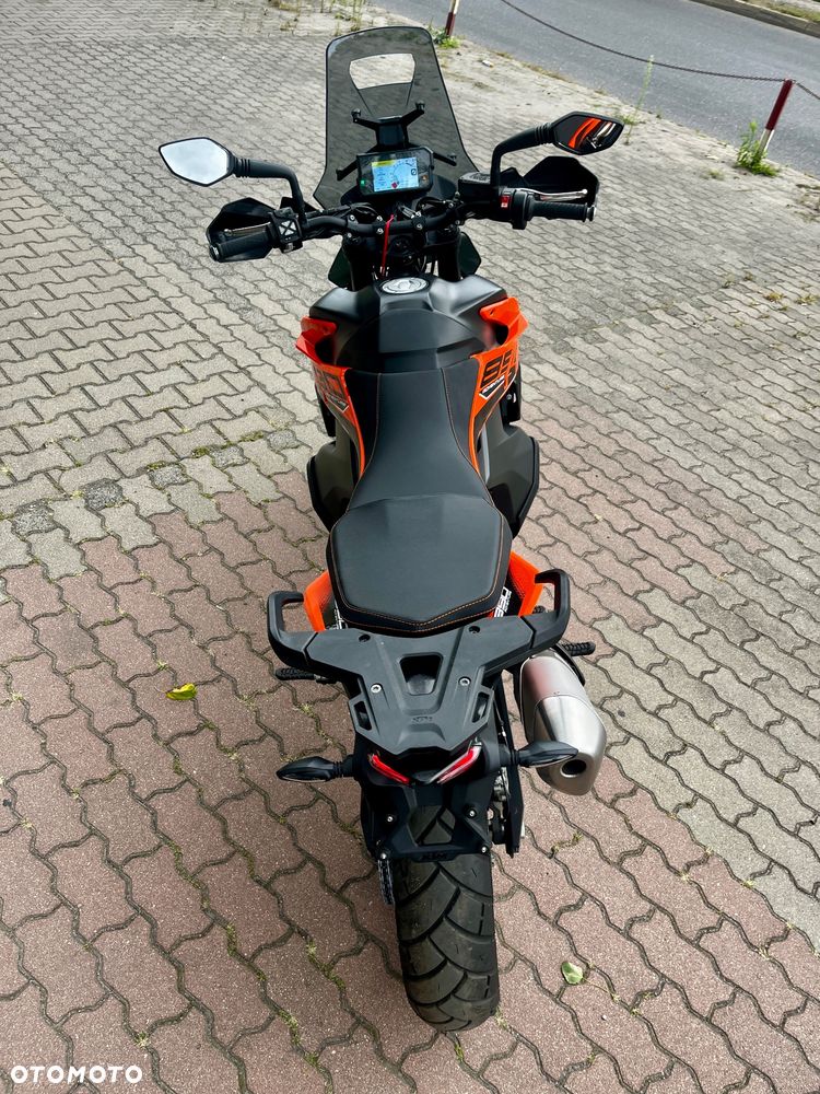 KTM Adventure - 8