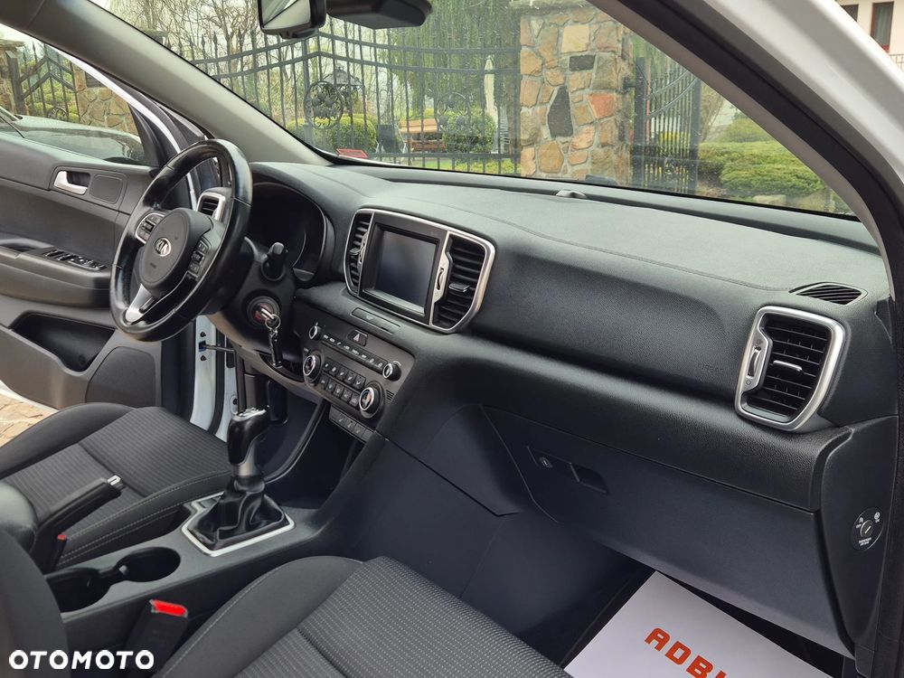 Kia Sportage 1.6 GDI 2WD Black Edition - 8