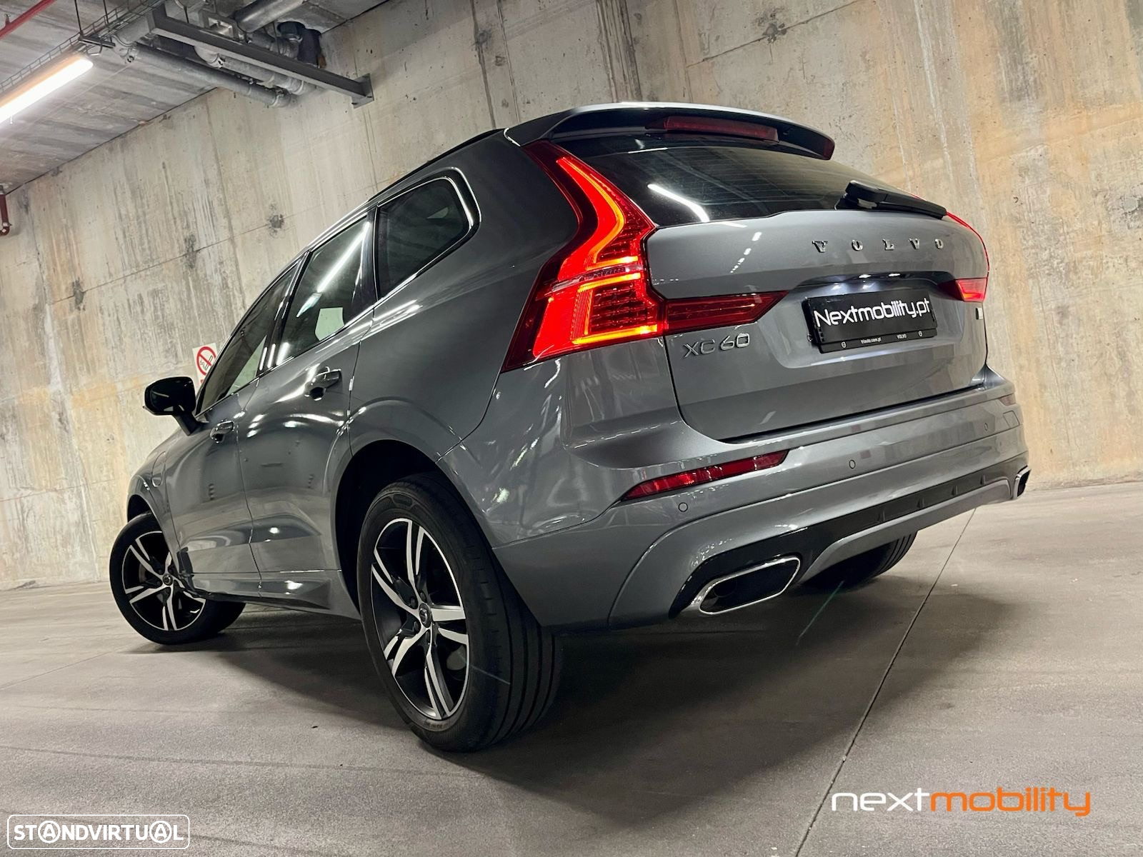 Volvo XC 60 2.0 T6 PHEV R-Design AWD - 4