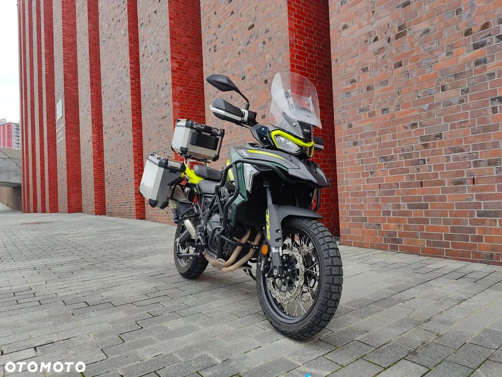Benelli TRK 702X - 11
