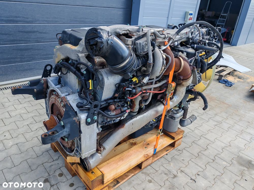 SILNIK KOMPLETNY MAN TGX TGA TGS D2676 LF46 440KM 323KW EURO6 - 8