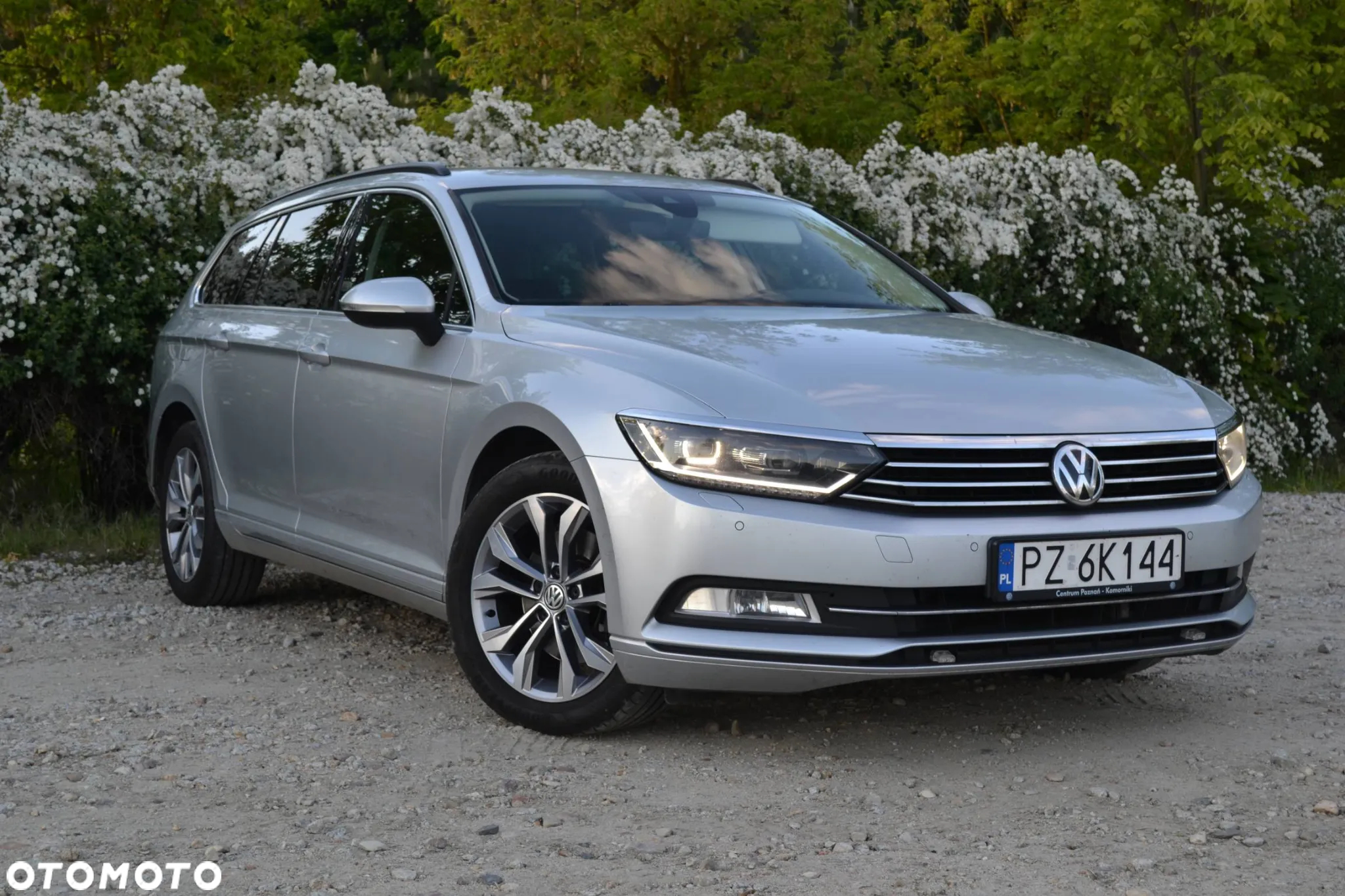 Volkswagen Passat 2.0 TDI BMT Comfortline - 11