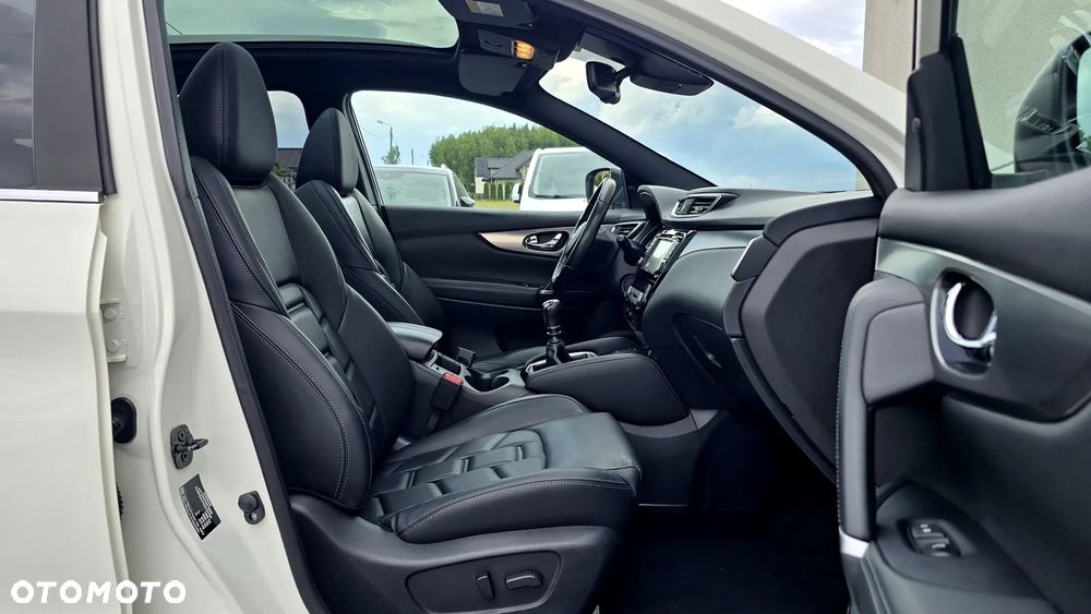 Nissan Qashqai 1.2 DIG-T Tekna+ - 28