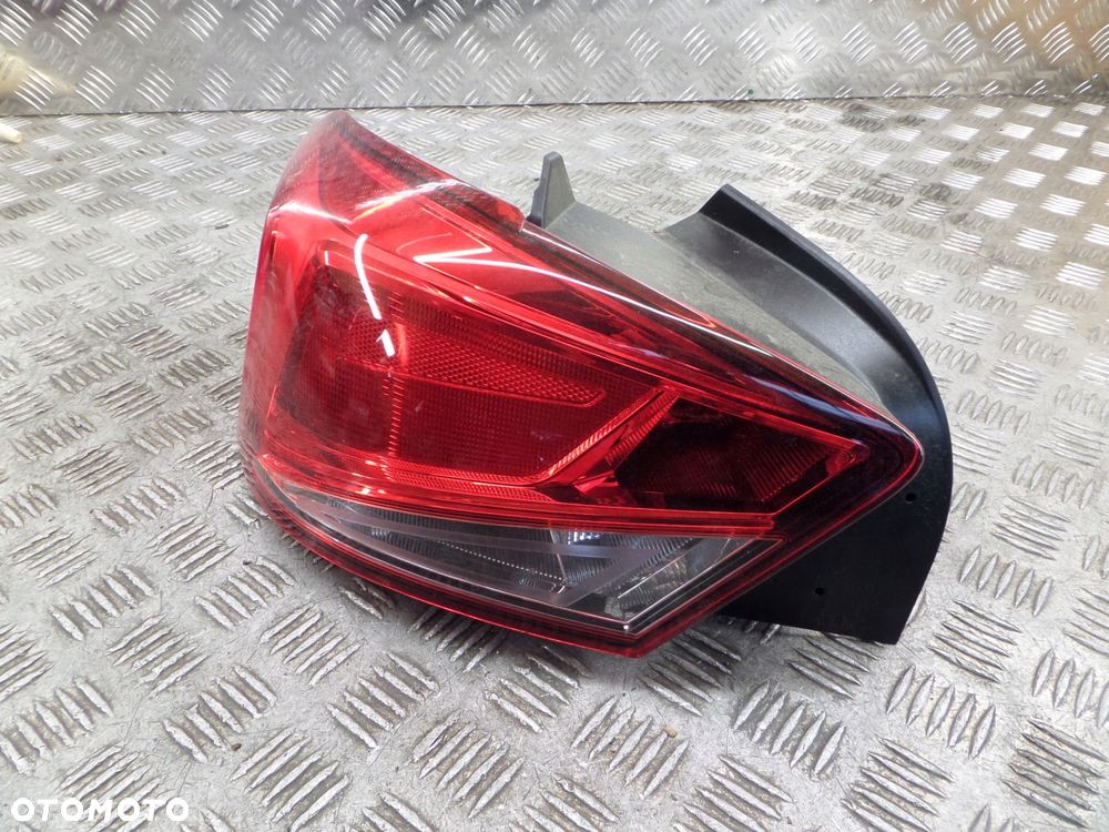 seat ibiza v lampa tylna tył lewa 6f0945095h - 1