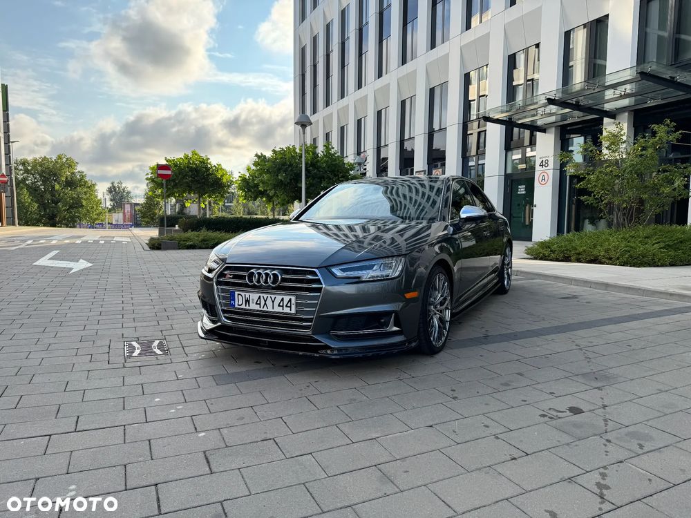 Audi S4 Limousine - 4