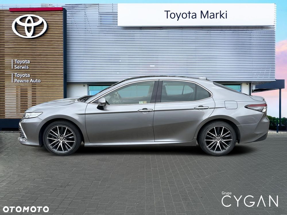 Toyota Camry 2.5 Hybrid Executive CVT - 2