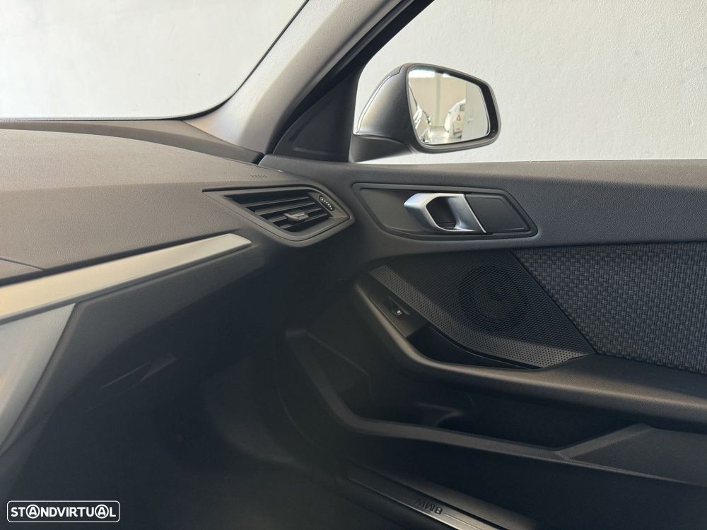 BMW 118 i Corporate Edition Auto - 24