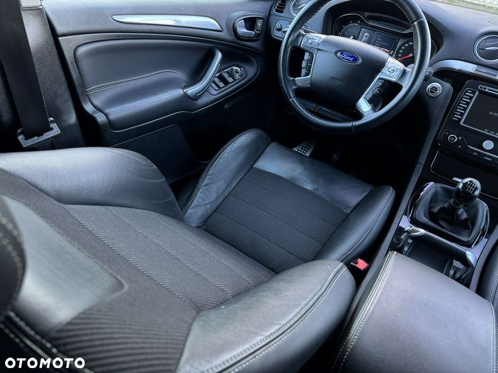 Ford S-Max 2.0 TDCi DPF Titanium X - 25