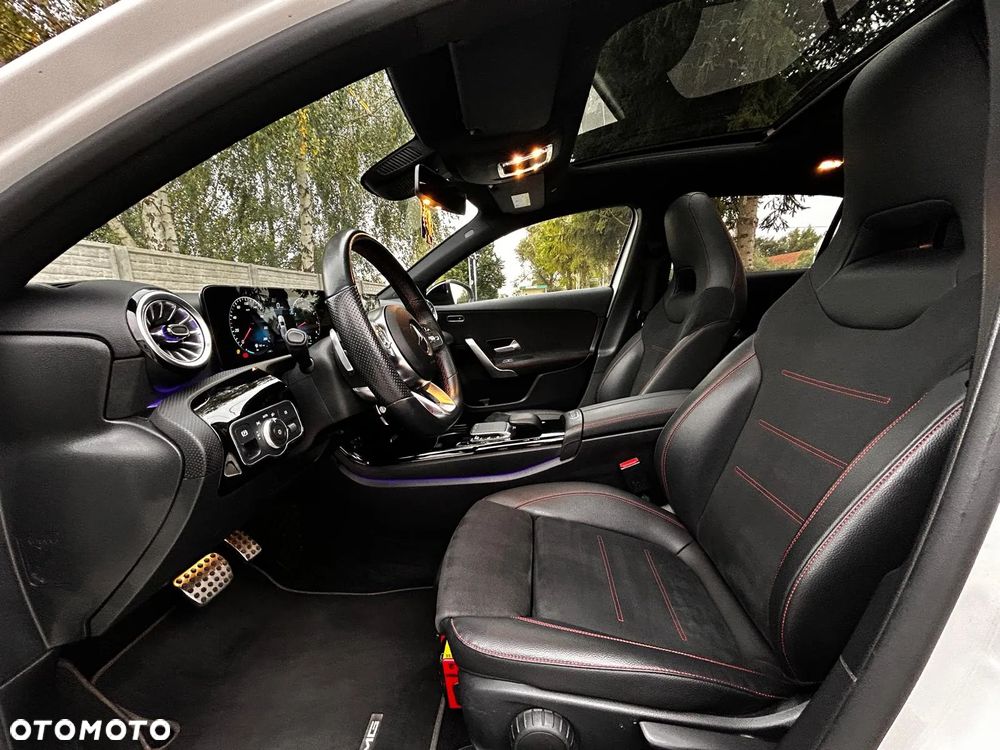 Mercedes-Benz Klasa A 200 4-Matic AMG Line 8G-DCT - 11