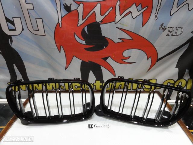 Grelha frontal em plástico ABS para BMW X3 E83 2006-2010 M4 look / dupla lâmina em preto piano brilhante - 1