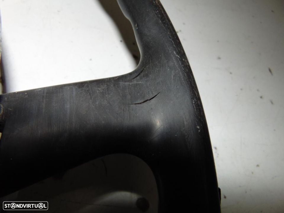 Mercedes antigo volante - 3