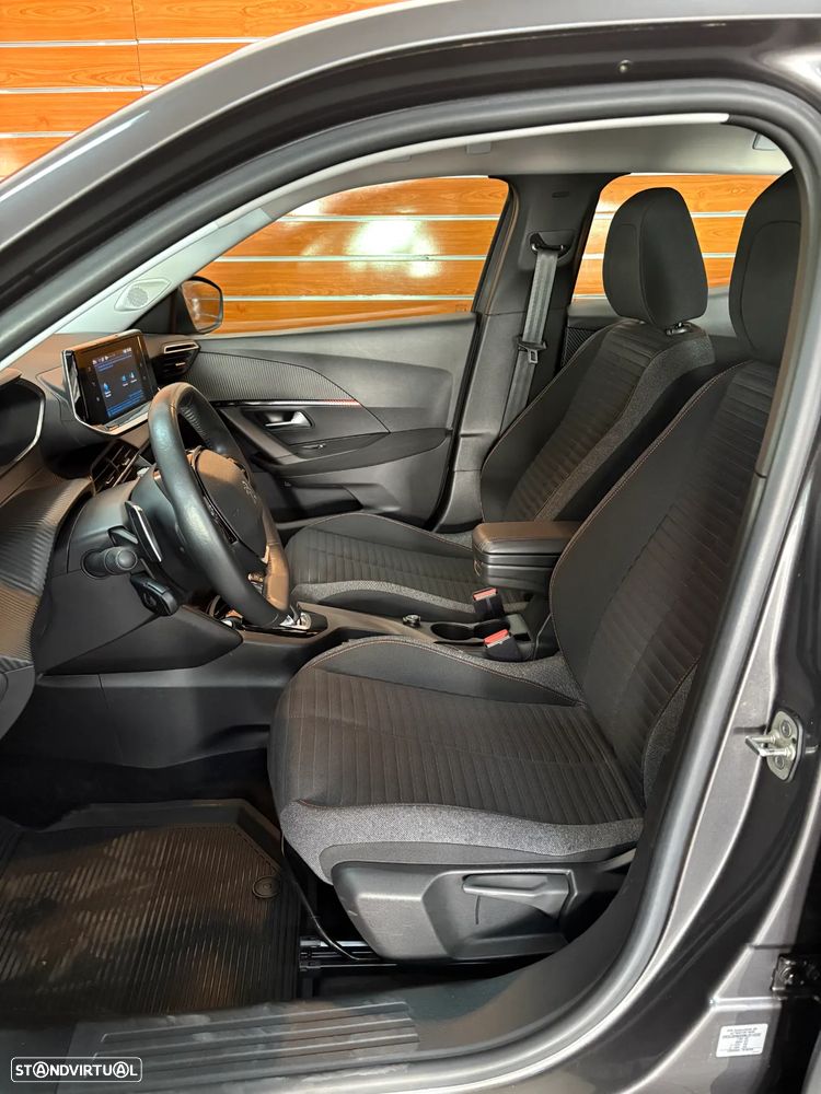 Peugeot 2008 1.2 PureTech Active Pack EAT8 - 10