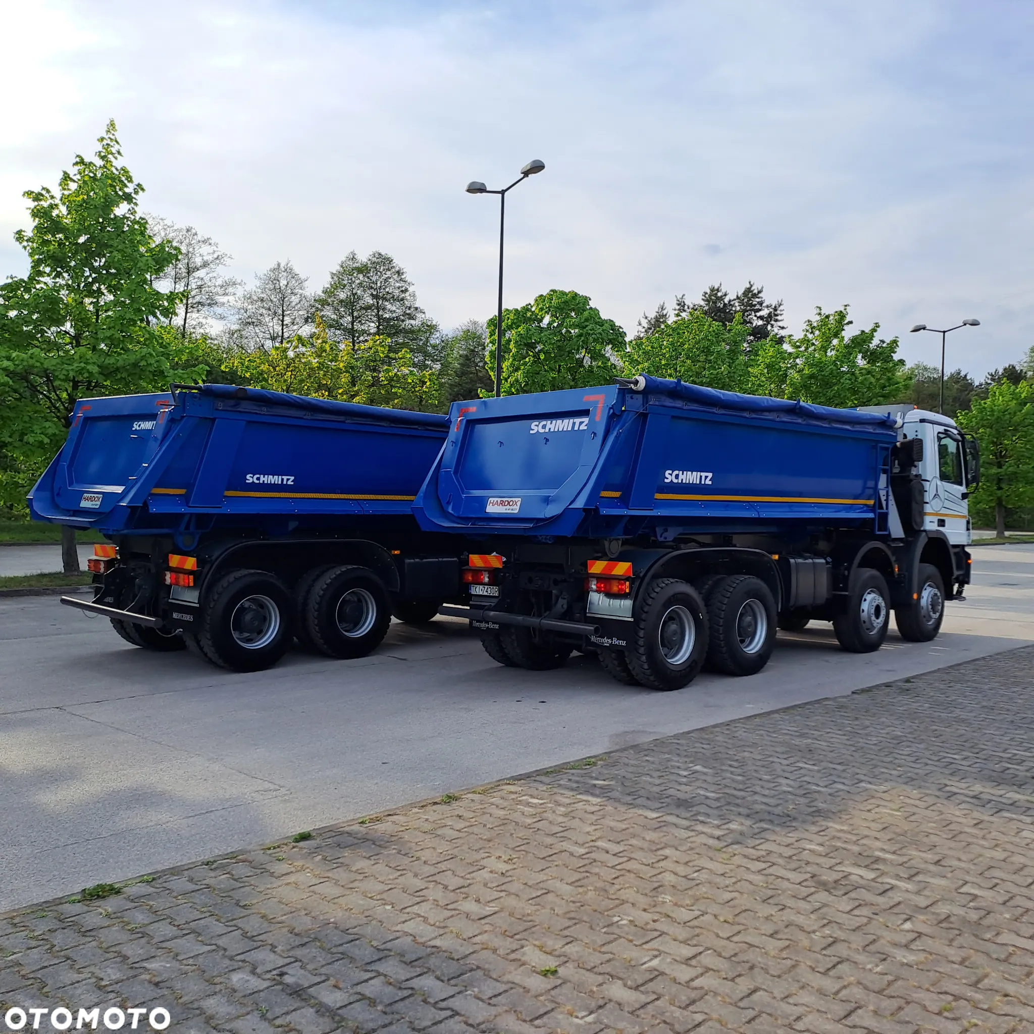 Mercedes-Benz ACTROS 4141 WYWROTKA / 8X6 / SCHMITZ / MANUAL / EURO 5 / MULDA / NIE 8X8 - 4
