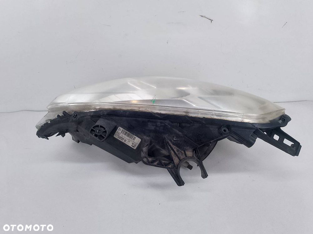 LAMPA PRZÓD PRAWA CITROEN BERLINGO II 9682828180 89318041 - 5