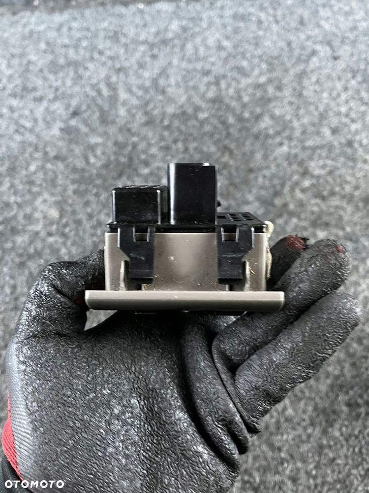 przełącznik panel sterowania szyb chrysler pt cruiser I 0UK931L8AA - 7