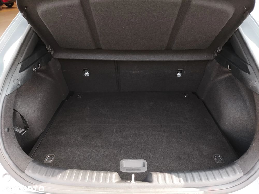 Kia XCeed 1.5 T-GDI M DCT - 19