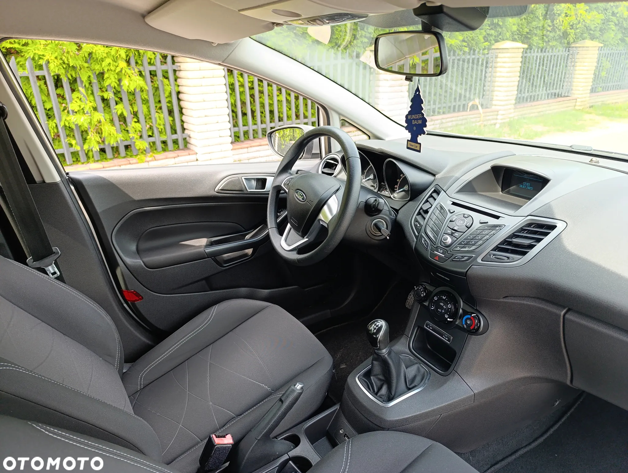 Ford Fiesta 1.6 TDCI Individual - 16