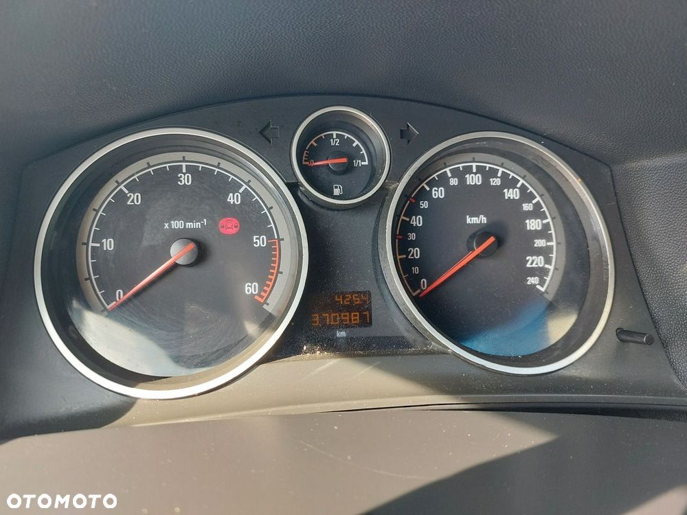 Opel Astra - 23