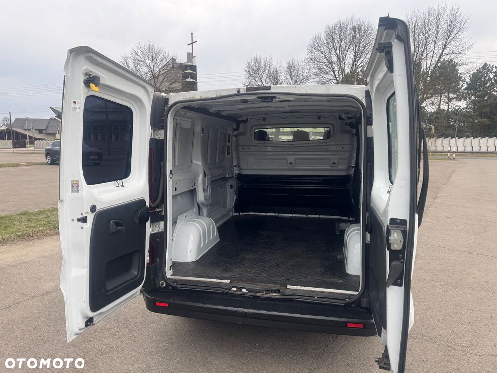 Opel Vivaro - 21