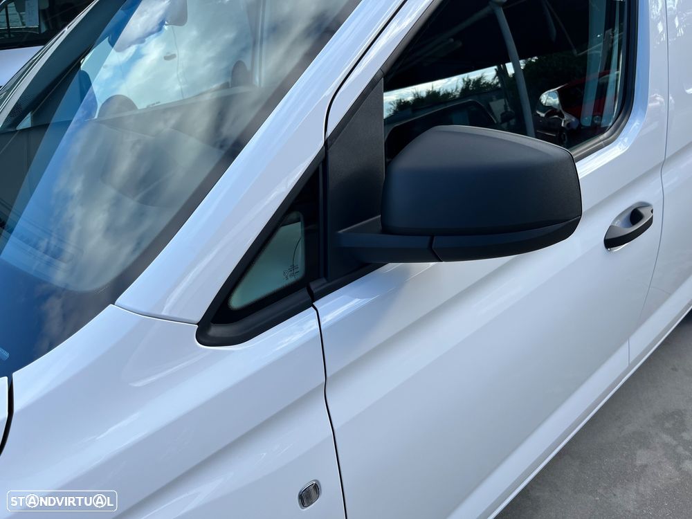 VW Caddy Maxi Cargo 2.0TDi 102 Cv Business - 14